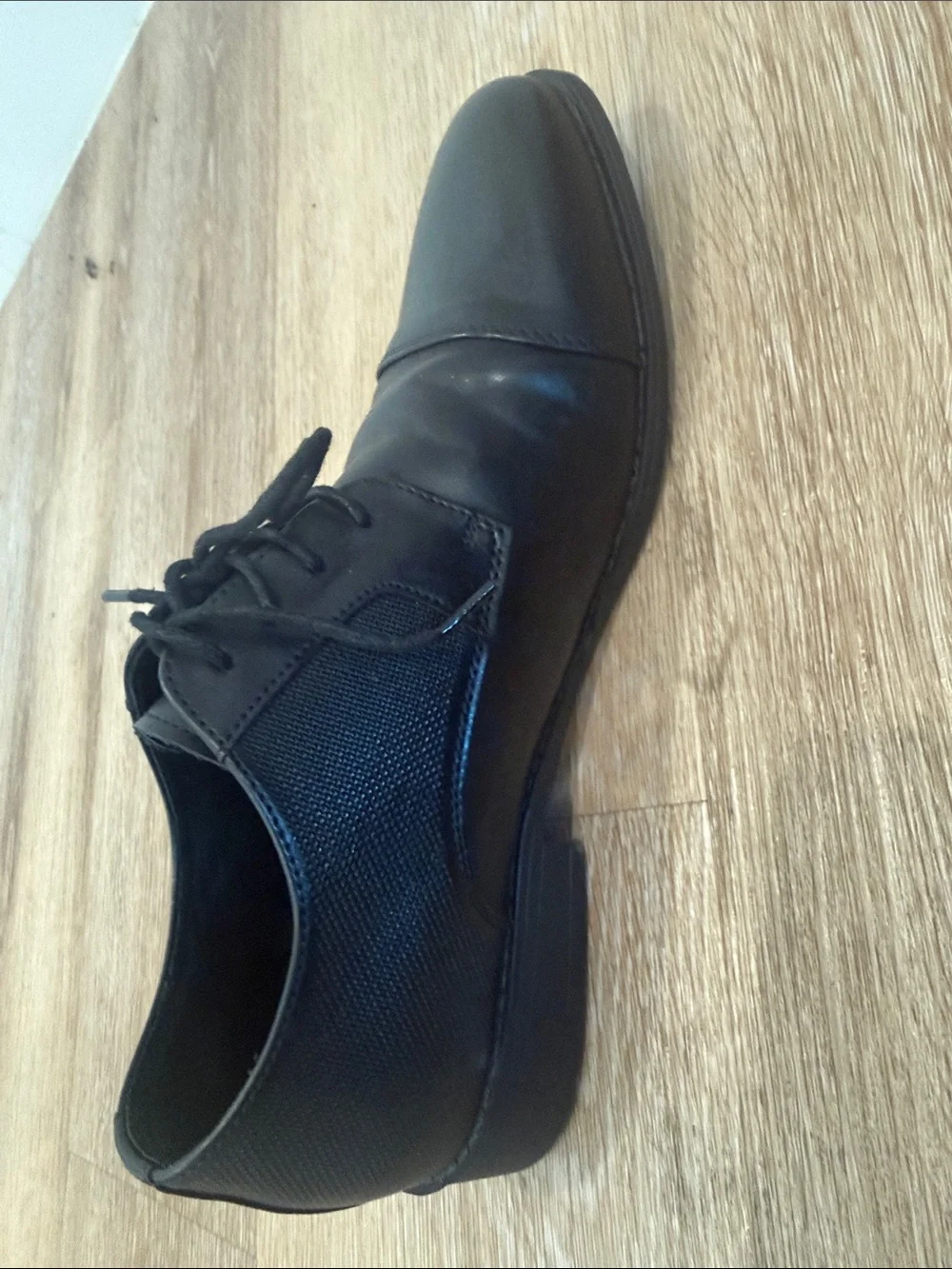 BRUNO Marc Black Cap-Toe Derby Shoes